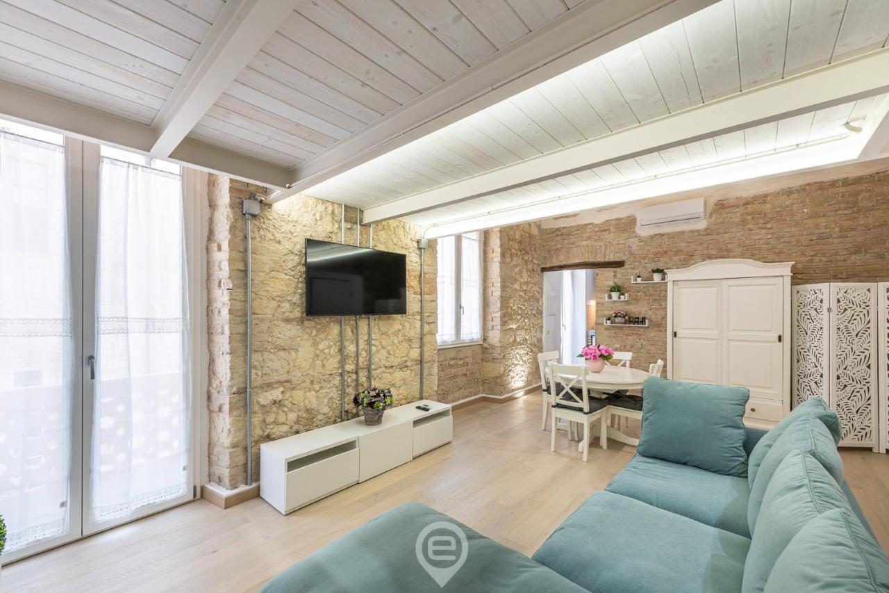 Adriana'S New Loft Cagliari Exterior foto