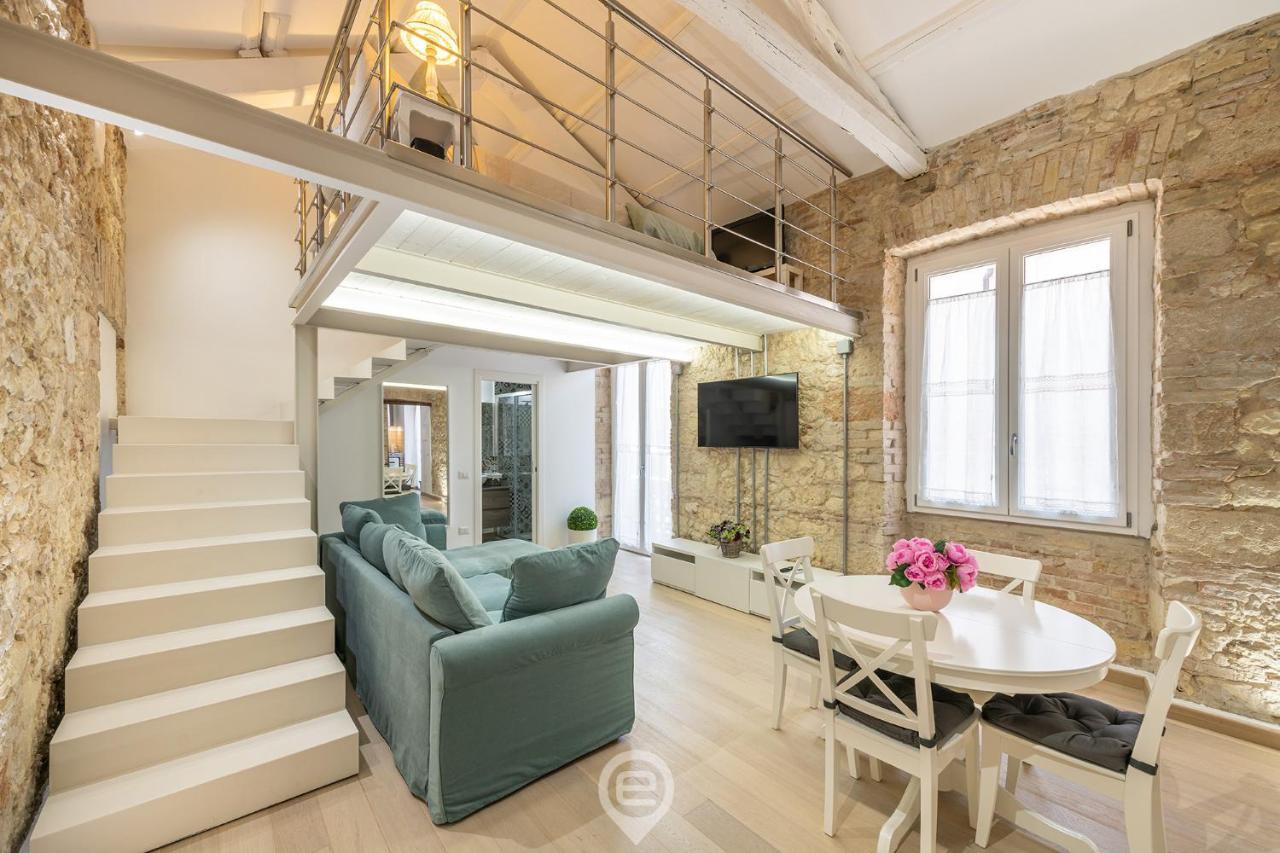 Adriana'S New Loft Cagliari Exterior foto